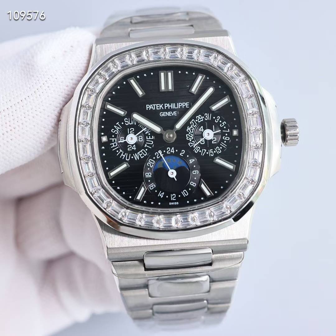 파텍필립 노틸러스 퍼페츄얼 캘린더 바게뜨 다이아 블랙 컬러 시계 워치