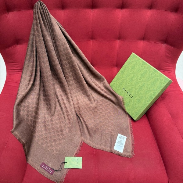 구찌 케이프 (핑크)