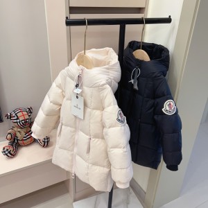 몽클레어 키즈 후드 롱 패딩