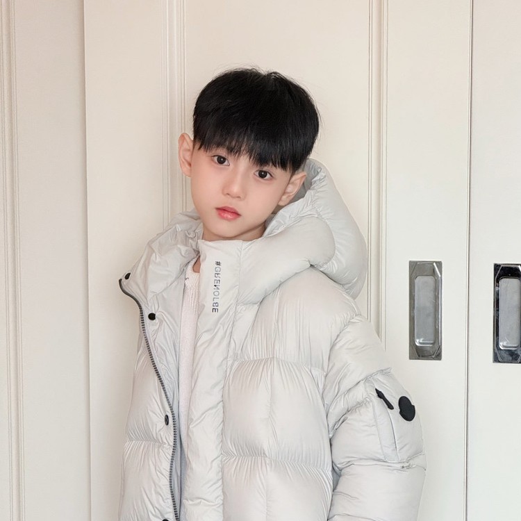 몽클레어 키즈 후드 패딩