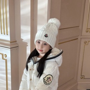 몽클레어 키즈 후드 패딩