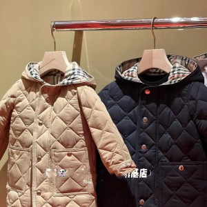 버버리 키즈 퀼팅 경량 후드 패딩 2컬러