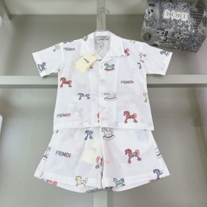 펜디 키즈 반팔 티셔츠 팬츠 셋업