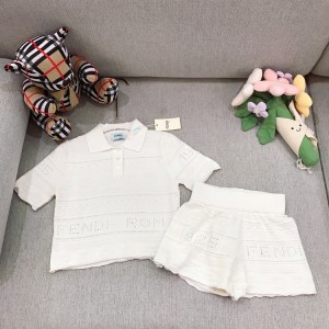 펜디 키즈 반팔 티셔츠 팬츠 셋업 2컬러