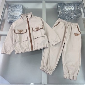 프라다 키즈 집업 밴딩 팬츠 셋업