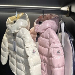 몽클레어 키즈 후드 패딩