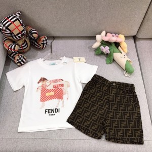 펜디 키즈 반팔 티셔츠 팬츠 셋업