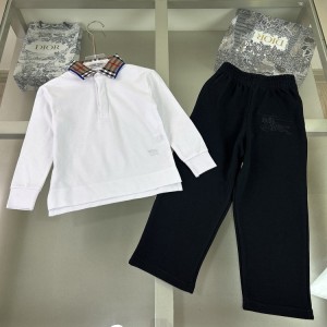 버버리 키즈 카라 티셔츠 팬츠 셋업