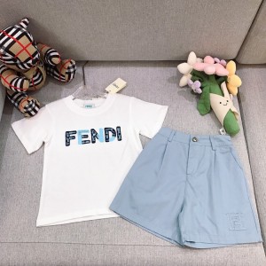 펜디 키즈 반팔 티셔츠 팬츠 셋업