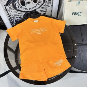 펜디 키즈 반팔 티셔츠 팬츠 셋업