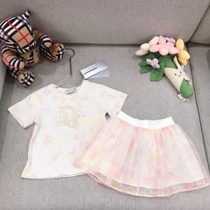 디올 키즈 반팔 티셔츠 스커트 셋업