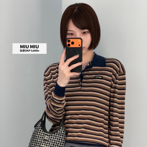 [고퀄] 미우미우 폴로 티셔츠