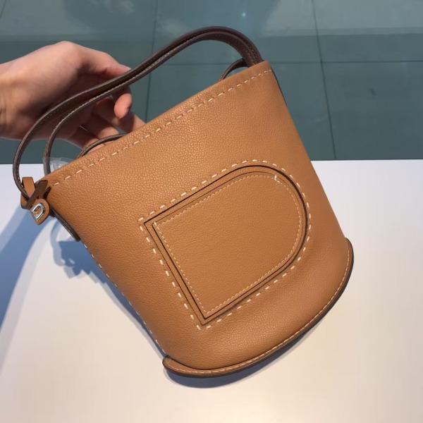 빨간집 델보 핀미니 버킷백 베제탈 아이보리