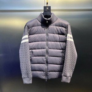 몽클레르 MONCLER 세련된 스탠드칼라 니트 코디 남성용 오리털 패딩 점퍼