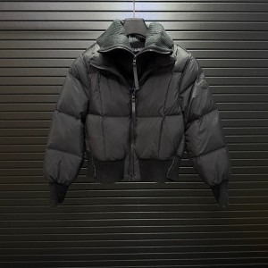몽클레르 MONCLER 세련되고 트렌디한 개성 있는 숏 니트 칼라 여성용 패딩 재킷