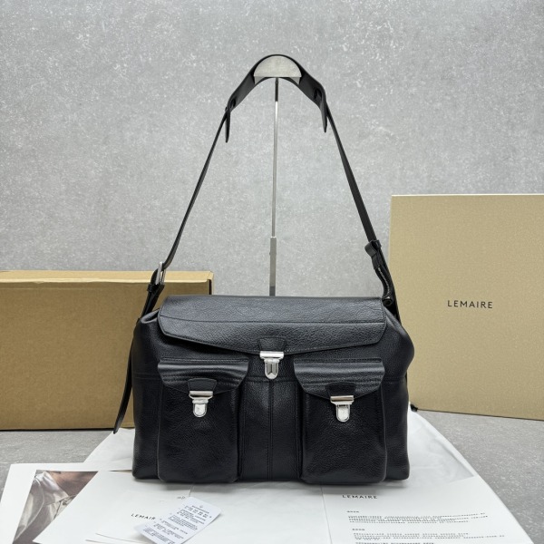 르메르 미디엄 기어 백 블랙 27-38CM