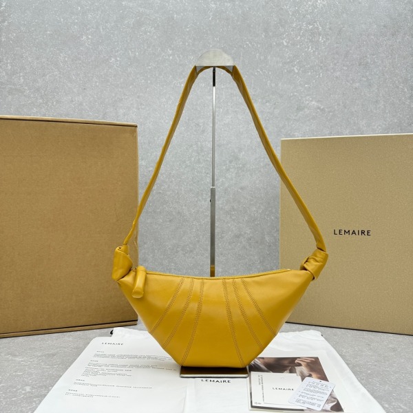 르메르 크루아상 백 40x35.5CM