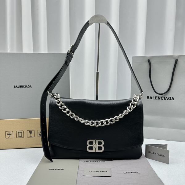 발렌시아가 BB 소프트 라지 플랩 백