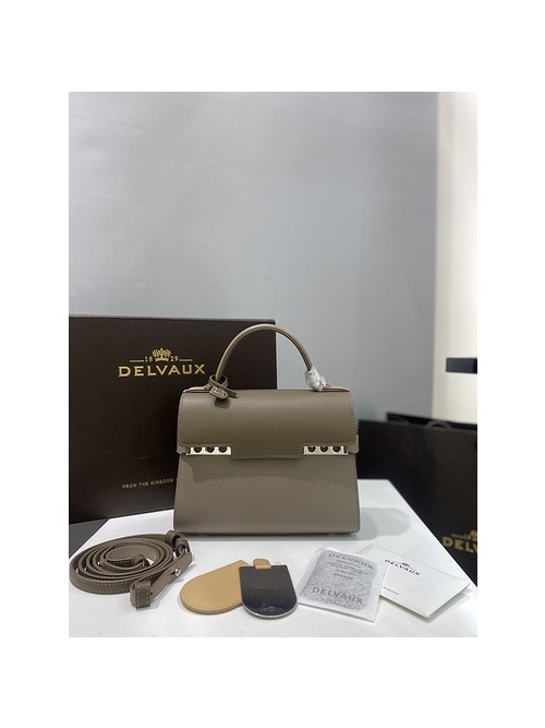 델보 톰페트 MM 샤리오뜨백